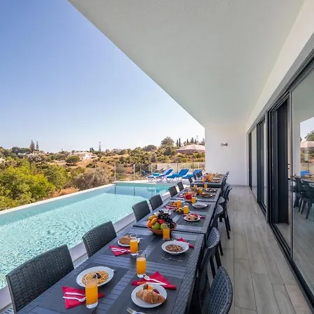 Villa Charlotte By Algarve Vacation