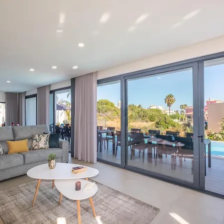 Charlotte By Algarve Vacation Villa